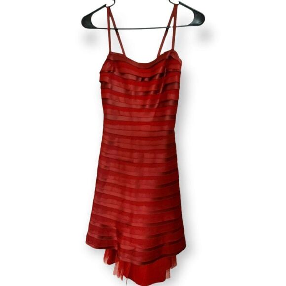 BCBGMax Azria Fit and Flare Layered Silk and Satin Dress in Dark Red sz 0 - Picture 1 of 8